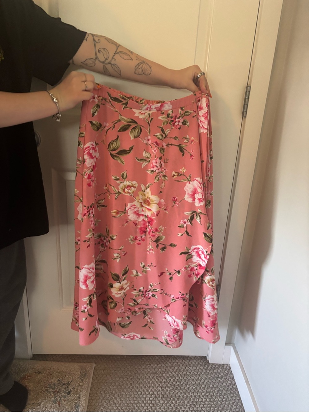 bobeau Pink Floral Midi Skirt